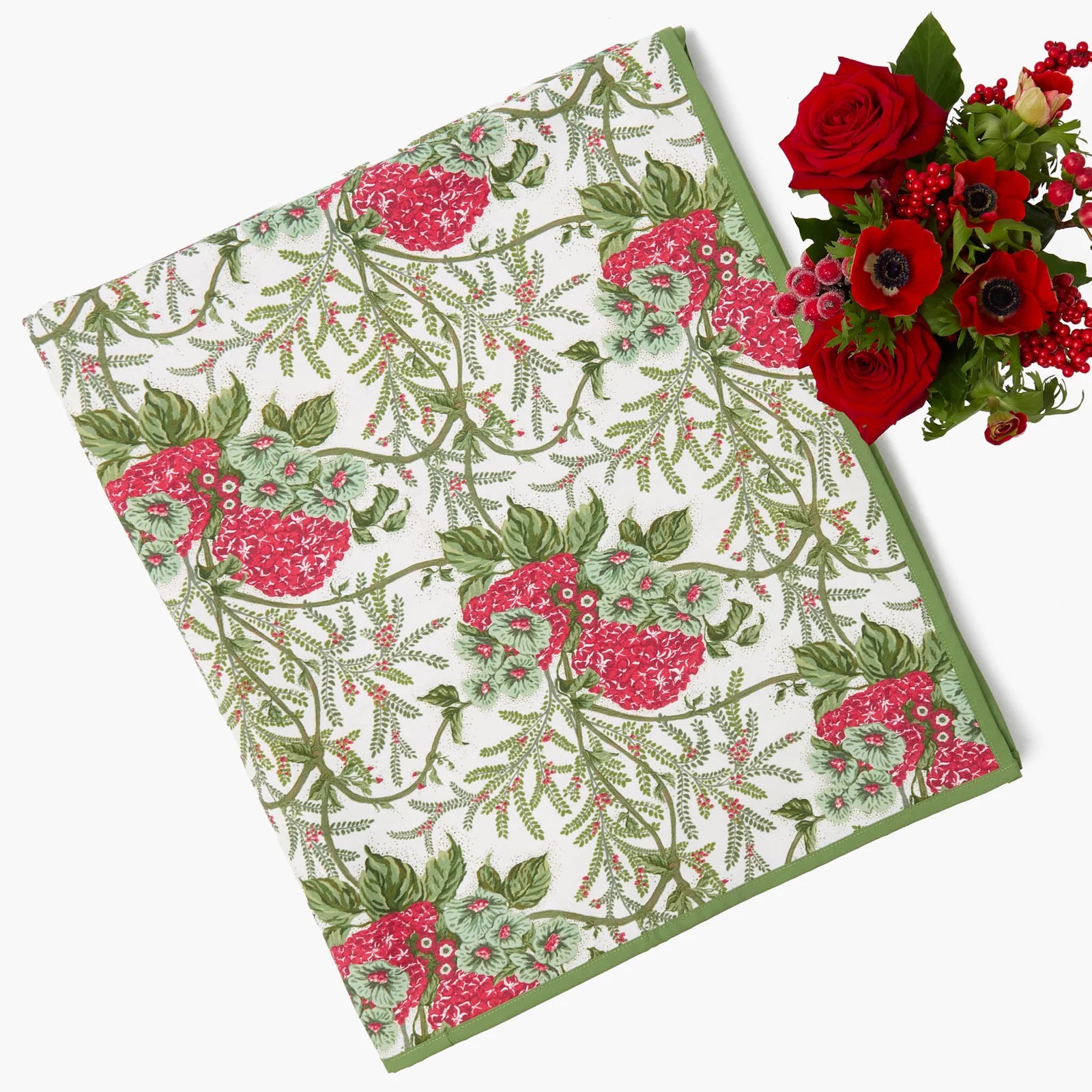 RED & GREEN LADY ISABELLA'S GARDEN TABLECLOTH